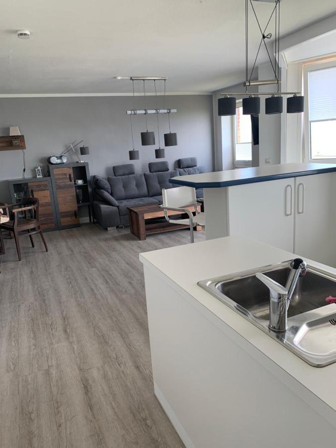 Fewo Mit Meerblick - Direktzugang Zur Nordsee Apartment Вилхелмсхафен Екстериор снимка